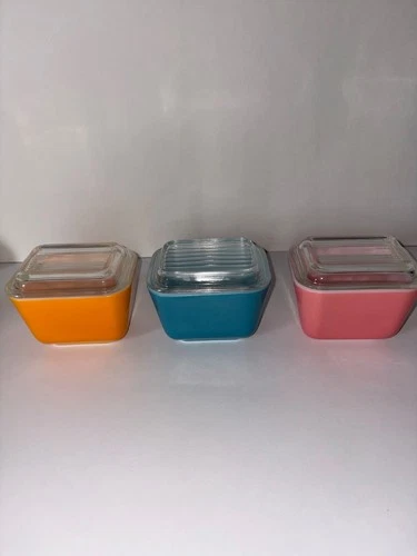 Set of 3 Vintage Pyrex Refrigerator Dishes + Lids - 501 B - Orange, Pink, teal