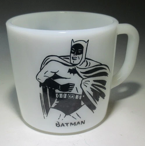 VINTAGE 1966 WESTFIELD BATMAN DOUBLE SIDED MILK GLASS COFFEE CUP MUG Retro Mcm