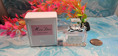 MISS DIOR ROSE N'ROSES BY CHRISTIAN DIOR 5ML MINI EDT SPLASH (NEW WITH BOX)