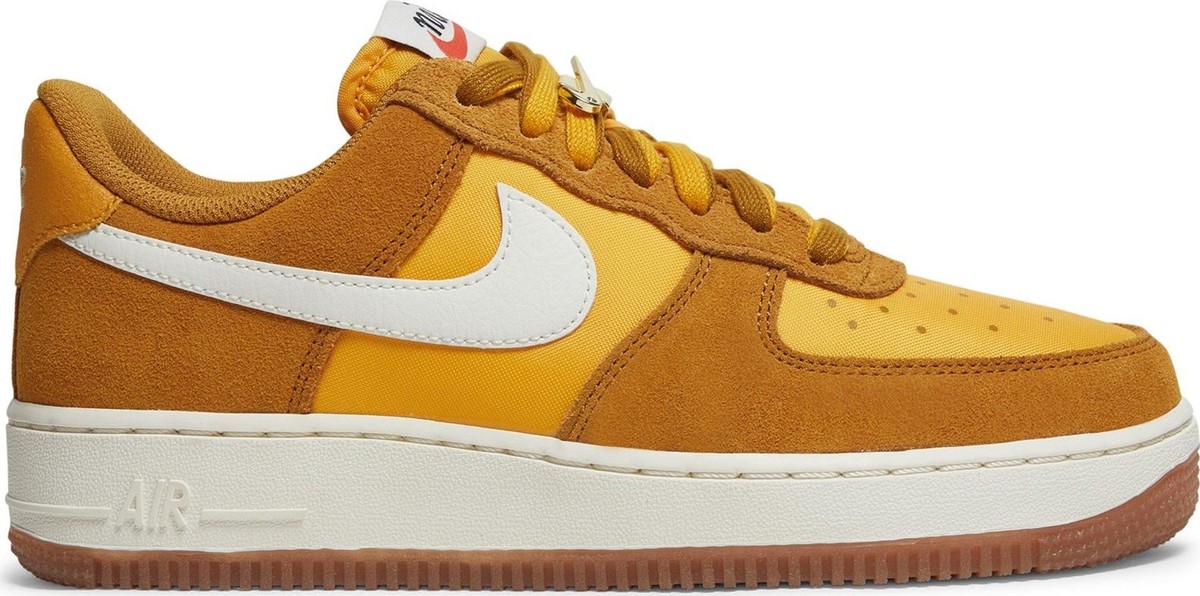 Size 9 - Nike Air Force 1 '07 SE First Use - University Gold