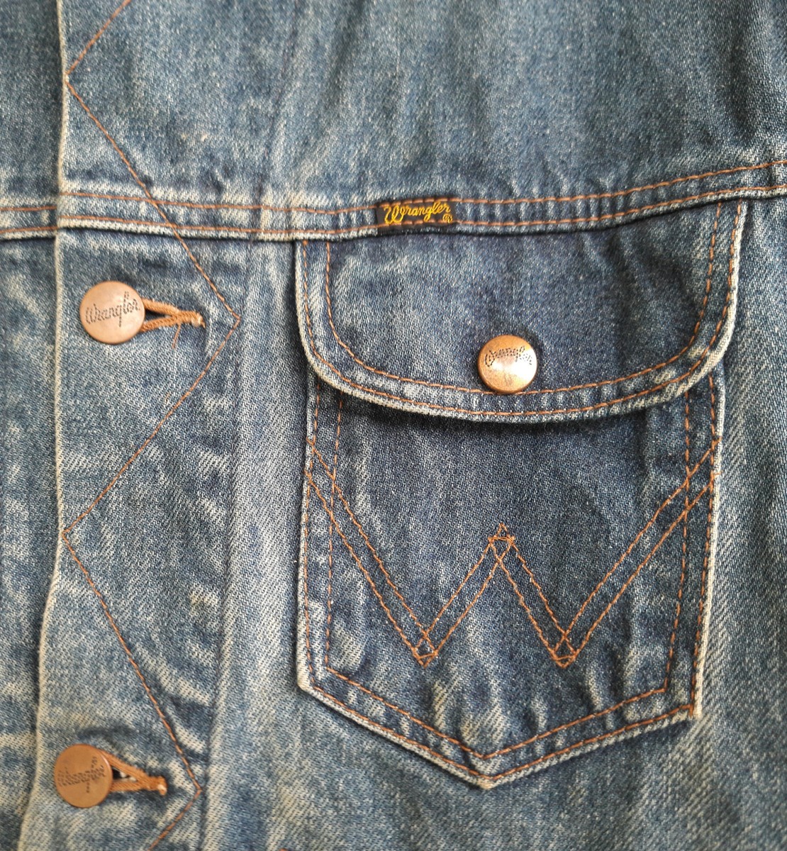 Vintage Wrangler Denim Jacket 70s Made in Japan Size L Blue Vintage Wrangler Denim Jacket 70s Made in Japan Size L Blue