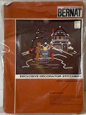 Vintage Bernat Decorator Stitchery Kit S0 8084 The Moonlight Skaters 20x24 NOS