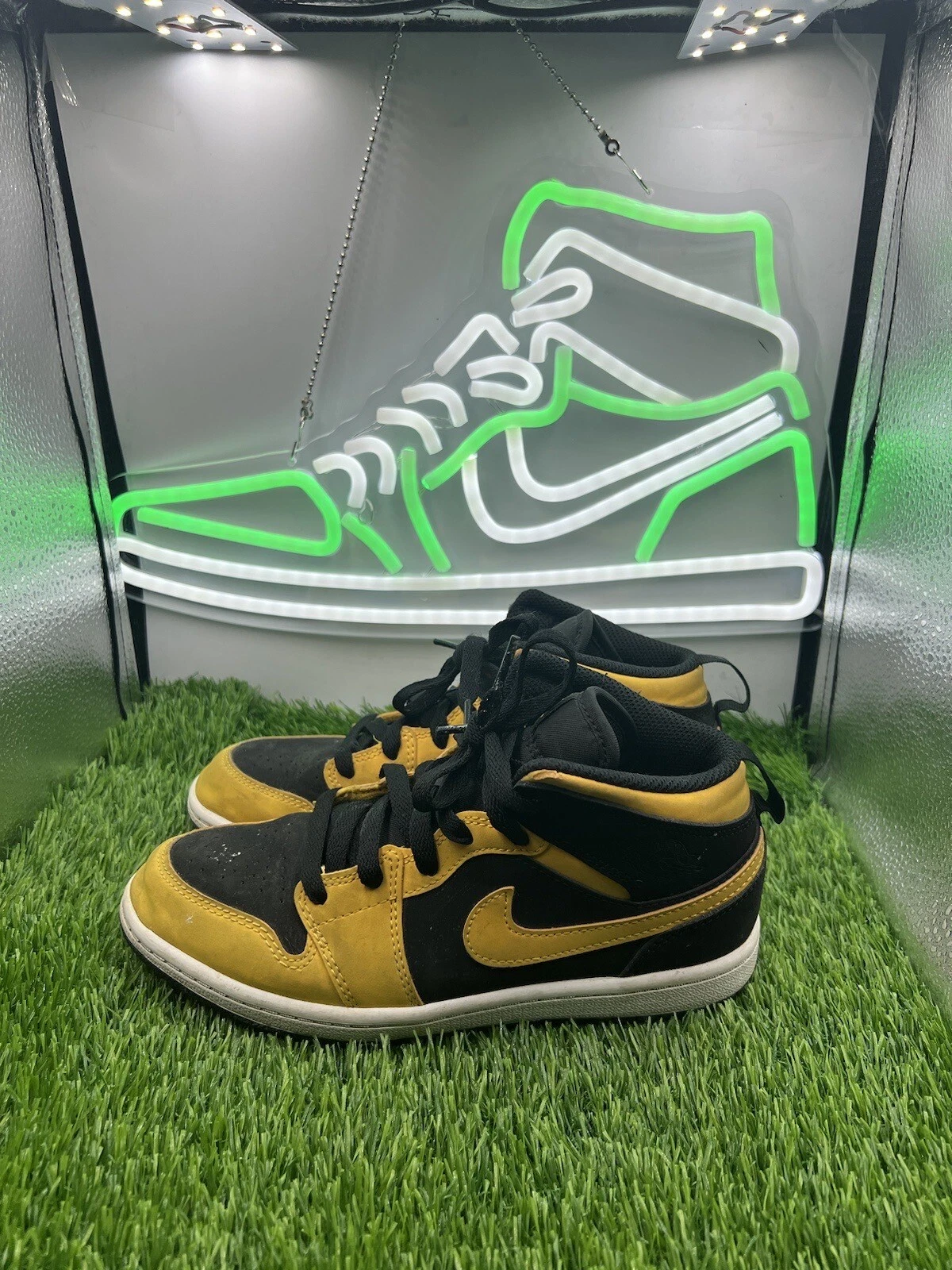 Nike Air Jordan 1 Mid "Reverse New Love" 2017 (PS) Sneakers Taglia 3Y 640734 071