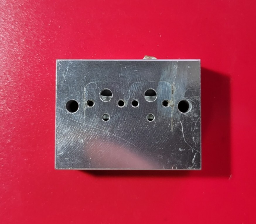 HUMPHREY 2 Valve Manifold HYM8F01 - Made in Japan