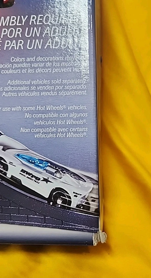2002 Hot Wheels Metro City Police Force #B1360 Sealed🔥 - Image 4 of 4