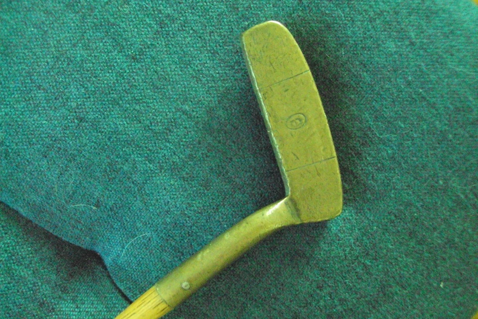 Lefty Otey Crisman Selma, Alabama 22H hickory shaft blade putter 35" - Image 3 of 4