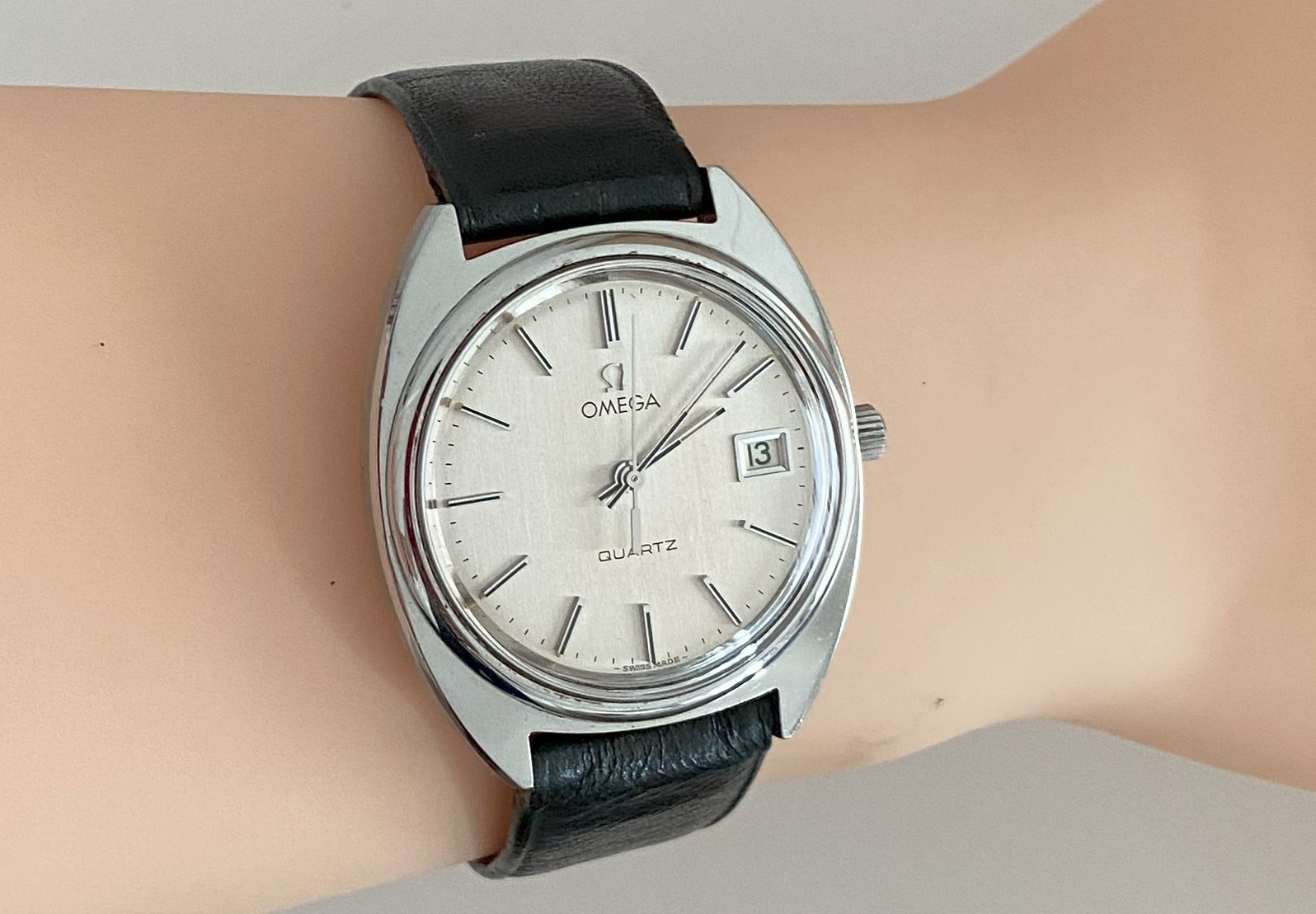 Omega Seamaster De Ville Vintage 34mm Silver Dial Date Watch Cal.1370 Quartz image 3