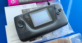 Sega Game Gear Console SUPER COLUMNS BUNDLE VARIANT  CIB Complete + Protector !