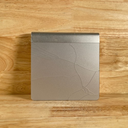Apple Magic A1339 Wireless Bluetooth Multi-Touch Dual-Sensor Trackpad For-Parts - 第 1/3 張圖片