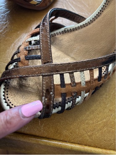 Women's J. Vincent Heels Size 8M Brown & Gold Sandals - Picture 8 of 8