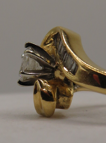 14K YELLOW GOLD WAVY RING w 1 RBC SOLITAIRE & 20 BAGUETTE DIAMONDS - SIZE 6* - Picture 15 of 22