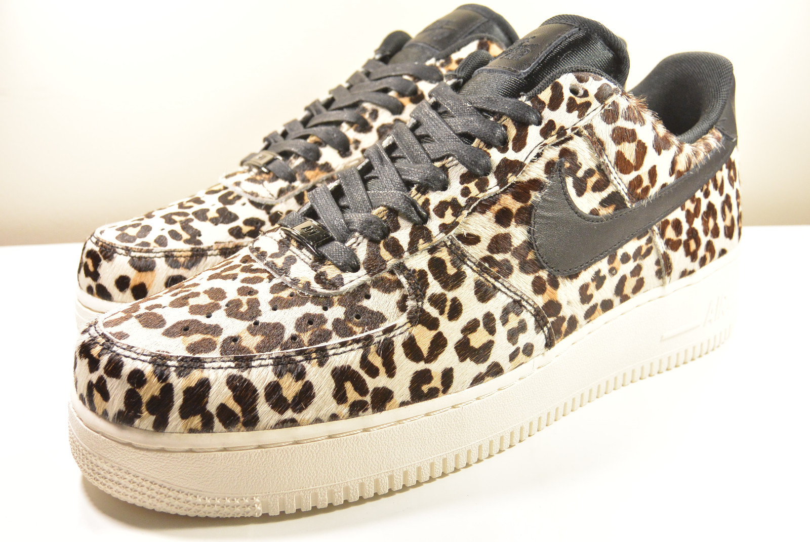 DS NIKE 2016 AIR FORCE 1 '07 LX EU EXCLUSIVE SNOW LEOPARD M 10.5 / WM 12 SUPREME DS NIKE 2016 AIR FORCE 1 '07 LX EU EXCLUSIVE SNOW LEOPARD M 10.5 / WM 12 SUPREME