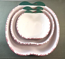 Vintage Farmhouse Style Apple Shaped Set of 3 Stoneware Nesting Serving Bowls