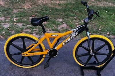 Haro Group 1 SR 2.0 Bmx Cruiser Bike rare vhtf Yellow Black Haro Group 1 SR 2.0 Bmx Cruiser Bike rare vhtf Yellow Black