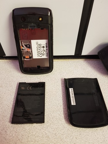 Telefono cellulare Blackberry Bold nero ricambi riparazioni - Foto 8 di 11