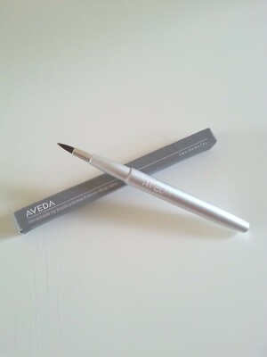 AVEDA ENVIRONMENTAL RETRACTABLE LIP BRUSH - Discontinued