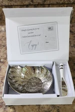 Pampa Bay Shell Dish & K nife Porcelain  2 Piece Set Boxed New Silver White