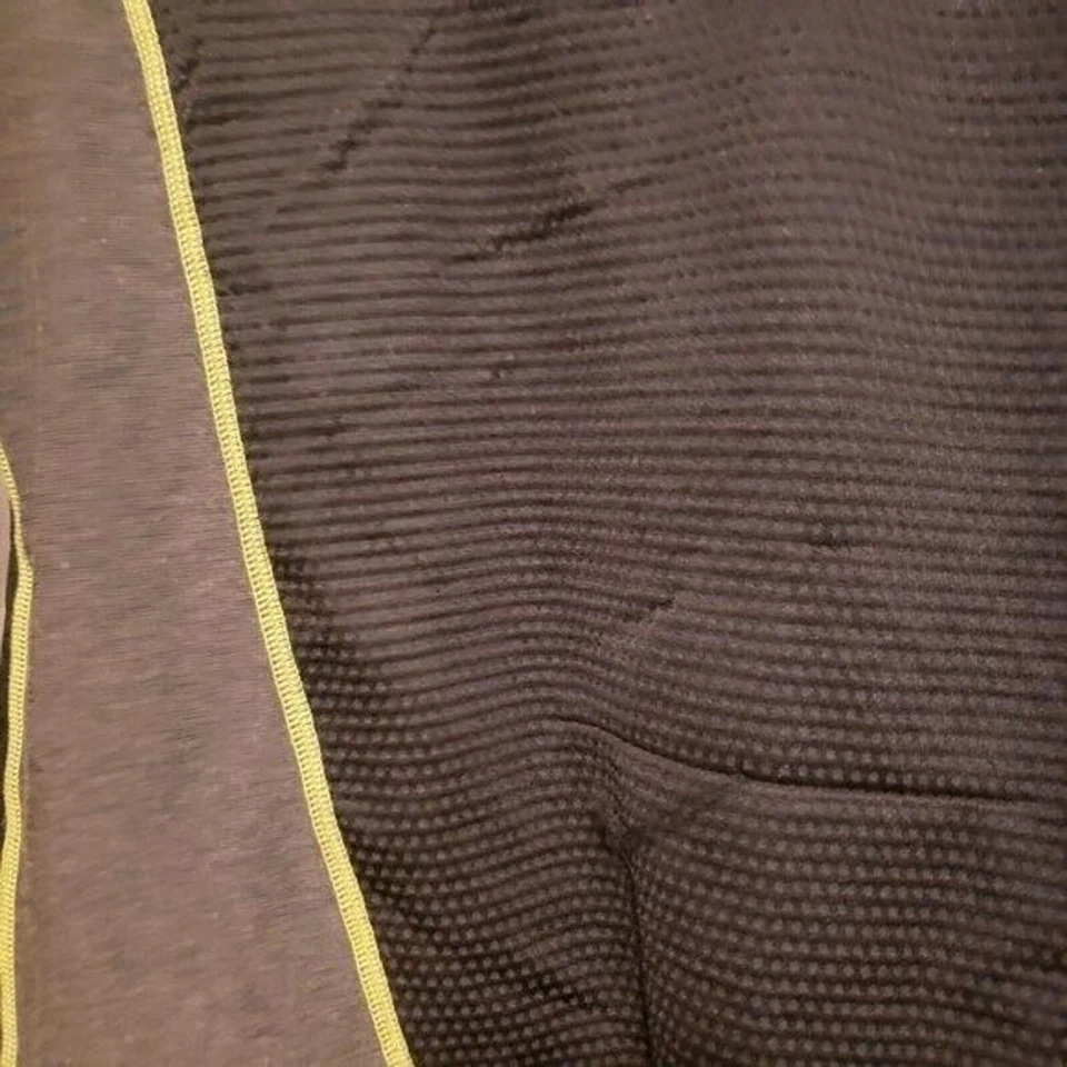 Camisa Atlética Mujer Mizuno Talla M Gris Negra Geométrica Manga Larga Foto 3 de 4