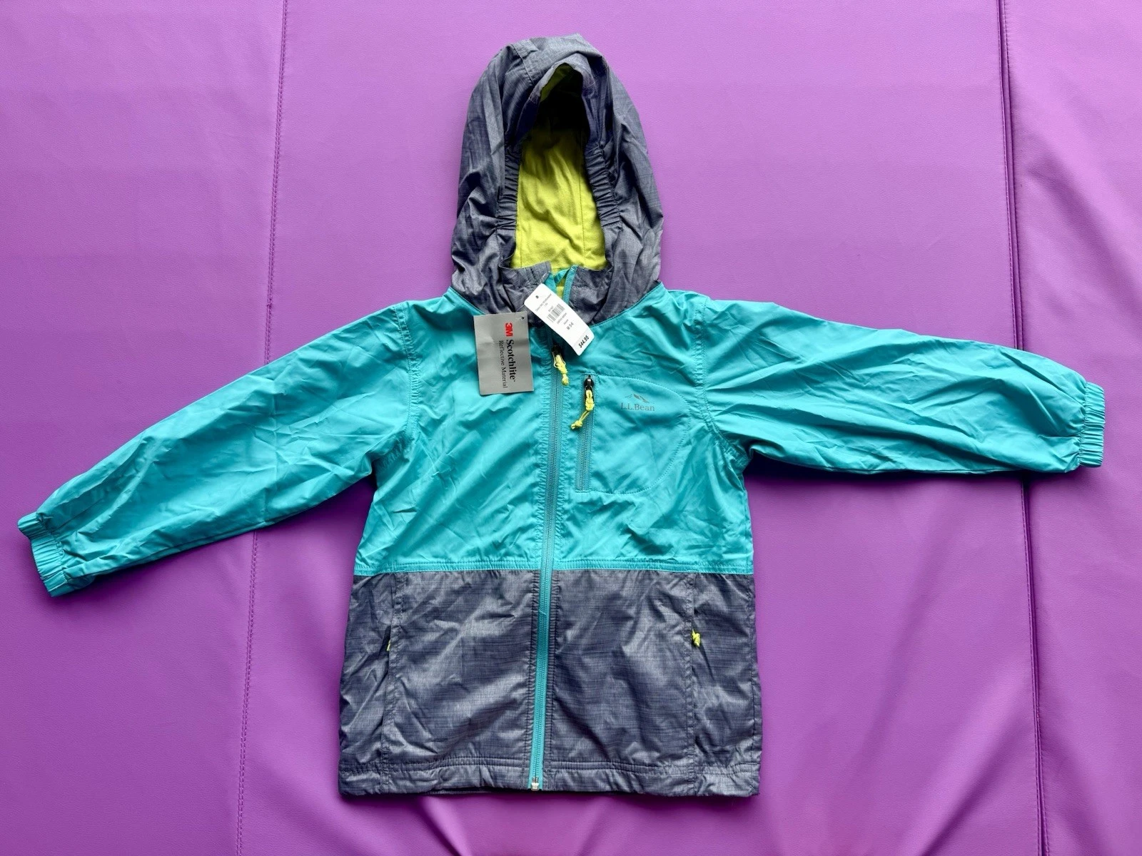 L.L. Bean Casco Bay Scotchlite Windbreaker Jacket Full Zip Kids Medium 5-6 Azure
Opens in a new wind