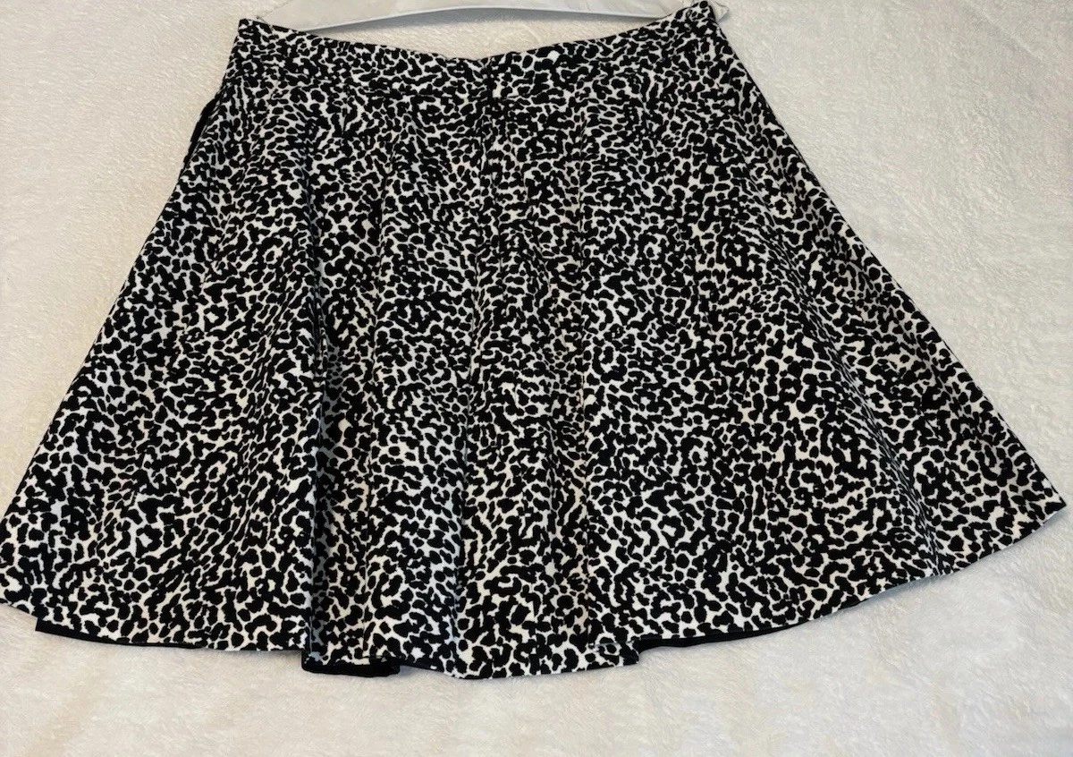 BANANA REPUBLIC black print cotton skirt w/ pockets S