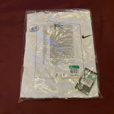 Brand New Men’s White Nike Dri Fit Cotton Tee Size XL
