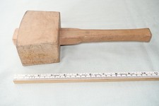 VINTAGE BRITISH MADE ENGLISH BEECH MALLET 12