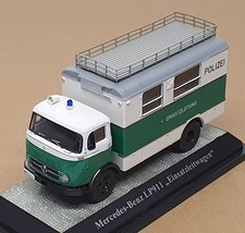 Premium ClassiXXs 1/43 Scale 12103 - Mercedes Benz LP911 Polizei - White/Green