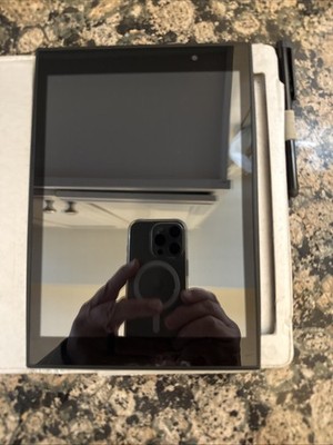 Gigaset Tablet 8'' | 8 GB | Model: QV830 | Bundled with Case & Stylus Untested