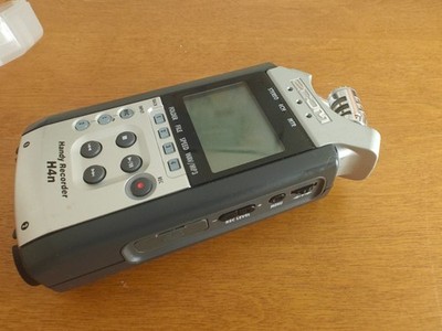 Zoom H4N Handy Recorder Digital Portable Handheld Recorder Excellent Condition 