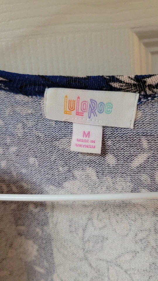 Suéter LuLaRoe SARAH Talla M Mediano Patchwork Floral Invierno Colores Foto 3 de 4