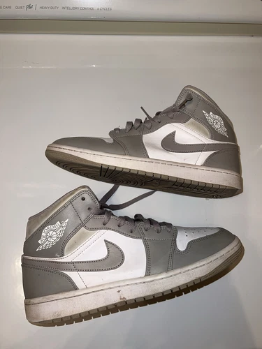 Size 9M Air Jordan 1 Mid College Grey 554724-082