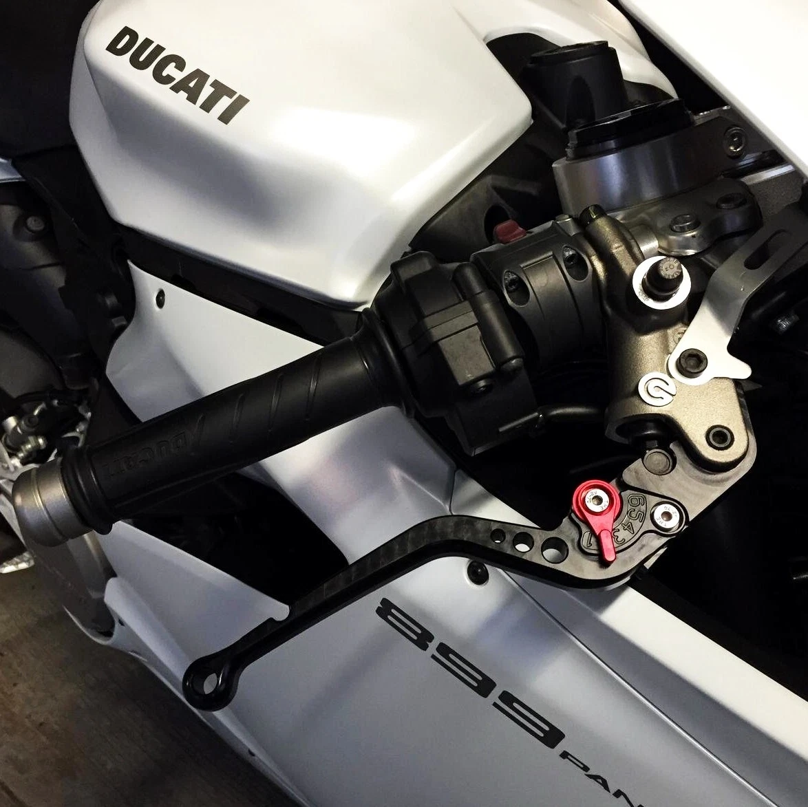 Ducati streetfighter 959 outlet