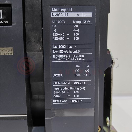 Disyuntor de aire Schneider Electric NW63H1 reacondicionado 6300A 3P, tipo fijo - Imagen 4 de 18