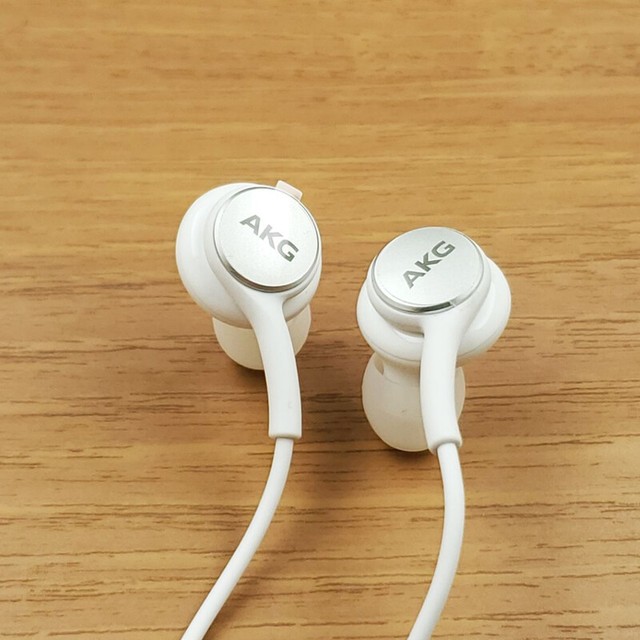 10 plus earphones