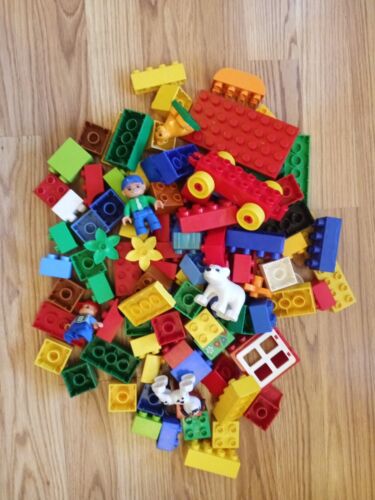 Lot Of 100 Duplo's And Case - Picture 1 of 6