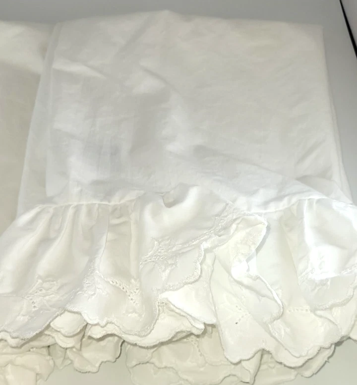 2 Pcs Ralph Lauren Pillow Cases White Eyelet Ruffle Standard Cotton - Image 2 of 4