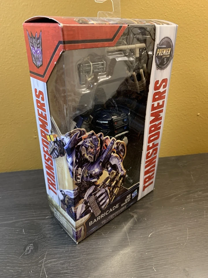 Transformers the Last Knight Deluxe Class Barricade Premier ED Pintado Personalizado Foto 2 de 4
