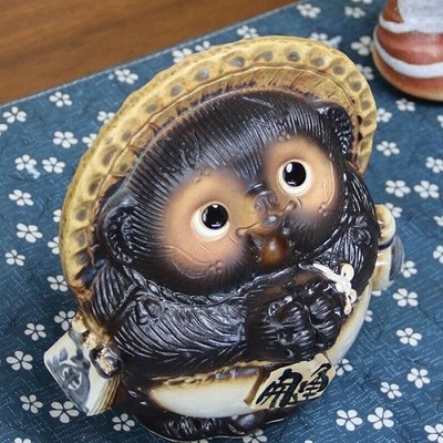 Shigaraki Ware Tanuki Statue No.5 'Onegai' Ceramic [ta-0186]