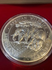 African Wildlife 1 kilo Silver .999 purity, 2013, 2,000 Shillings, Somali Rep. /
