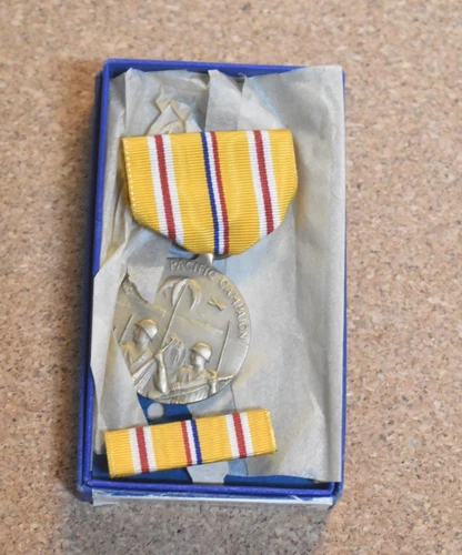 WW2 US Military Asiatic Pacific Campaign Medal Boxed 2x
