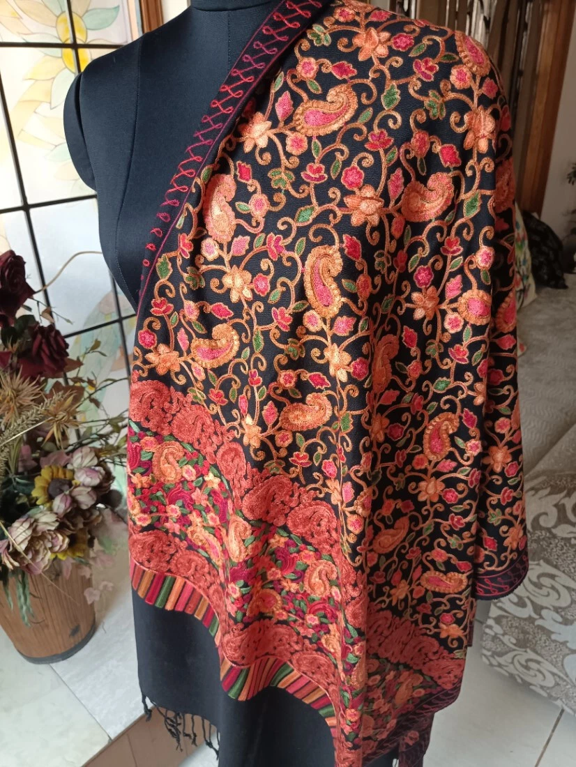 Black Kashmiri Crewel Embroidered Scarf Handmade Flower Shawl Wool Wrap Fashion