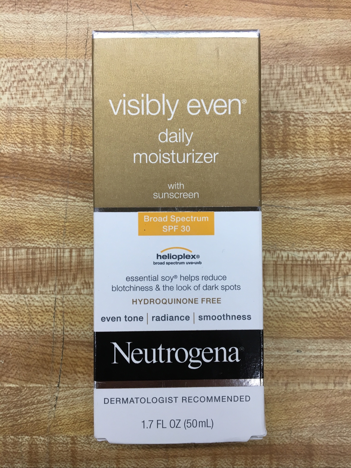 neutrogena visibly even daily facial moisturizer with broad spectrum spf 30 sunscreen