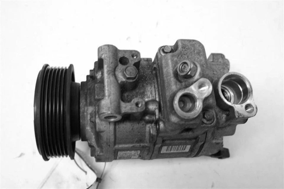 2010 AUDI A4 A/C Compressor 2.0L OEM 82000 Miles Blue 8K0260805E, 8K0260805L - Изображение 3 из 3