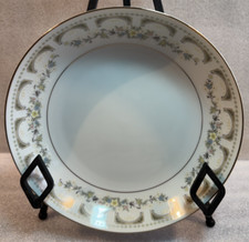 (2) TWO SEIZAN LA MANCHA 5112 Japan 7-5/8" Coupe Soup Bowls - NICE!