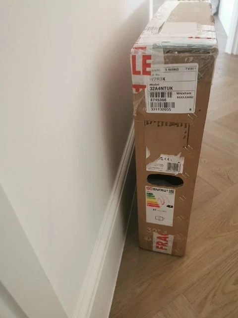 Hisense A4 32 inch Smart HD Ready LED TV 32A4NTUK - Image 3 of 3