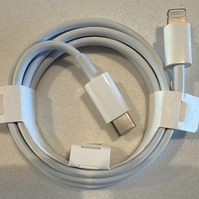 Apple USB-C to Lightning Charging & Data Sync Cable 1m White