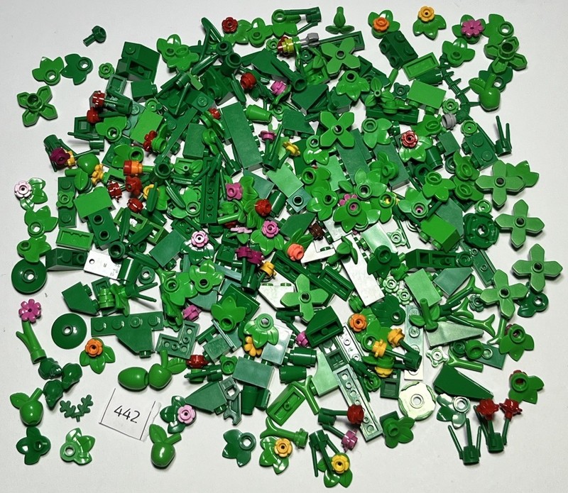 Lego Lot 300 Small Green Pieces Bricks Plates Plants Leaves 32607 Apple Frog 442