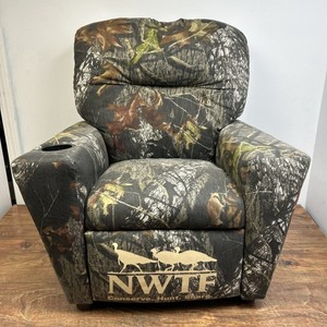 NWTF National Wild Turkey Federation Kids Camo Working Recliner w/ Cup Holder