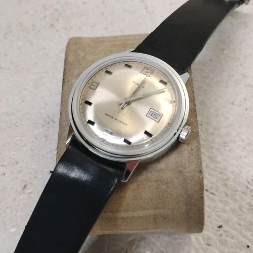 Vintage 1971 Timex Marlin Men’s Mechanical Wristwatch - Silver Tone 35mm