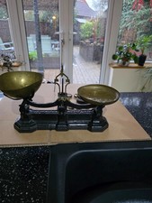 Antique W & T Avery 2lb Balance Scales Brass Pans Weights Cast Iron Vintage
